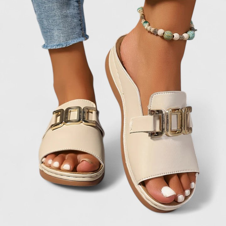 #צבע_בז'
